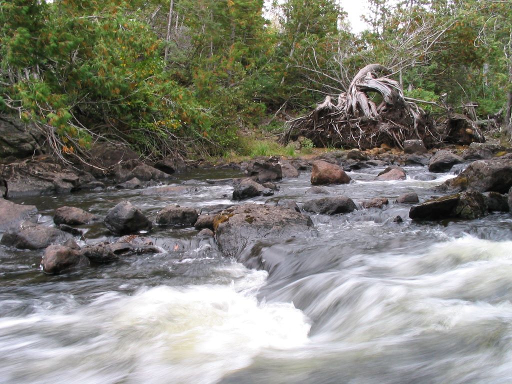 A classic Boundary Waters stream, found here between Rattle and Gabimichigami Lakes